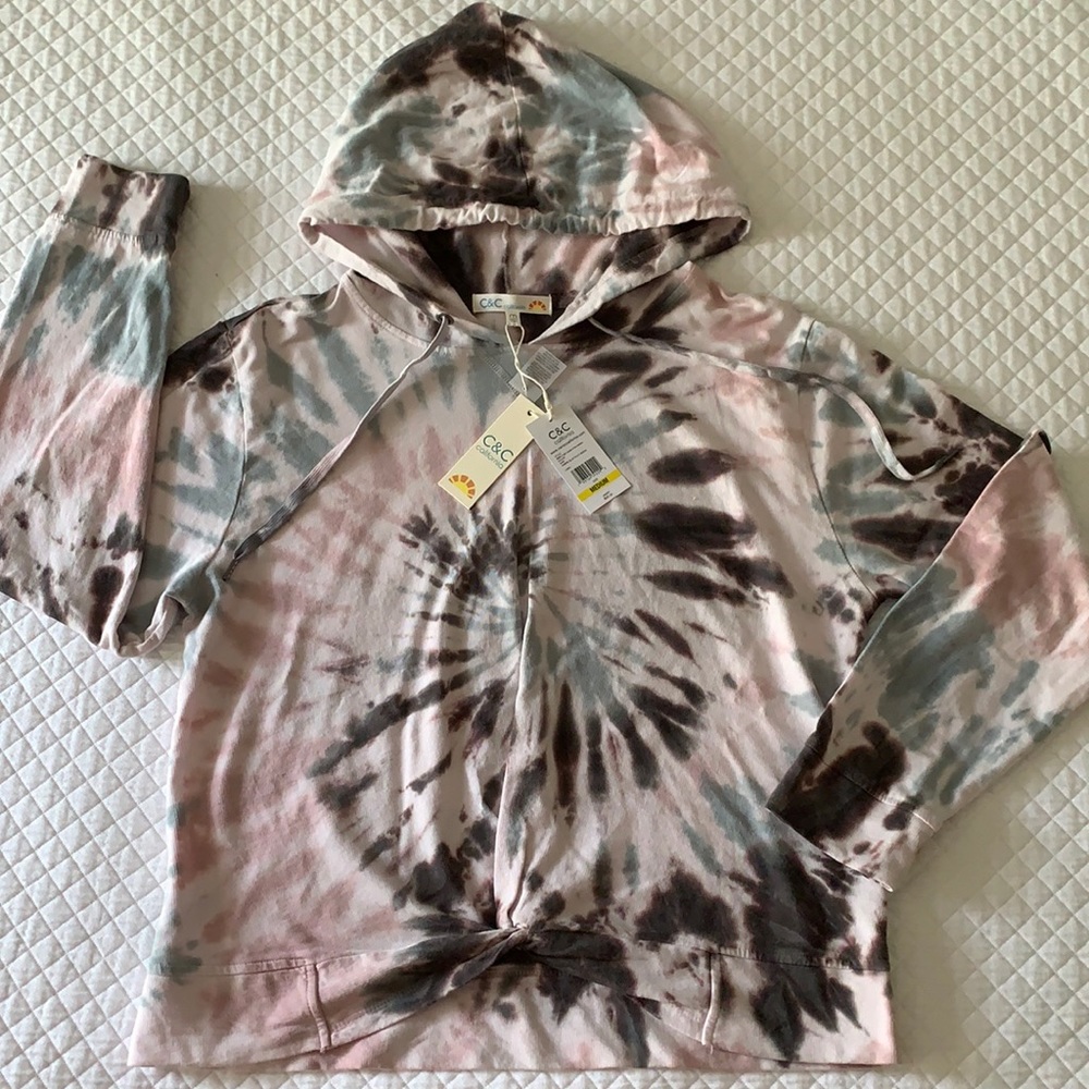Tie dye hoodie!! NWT
